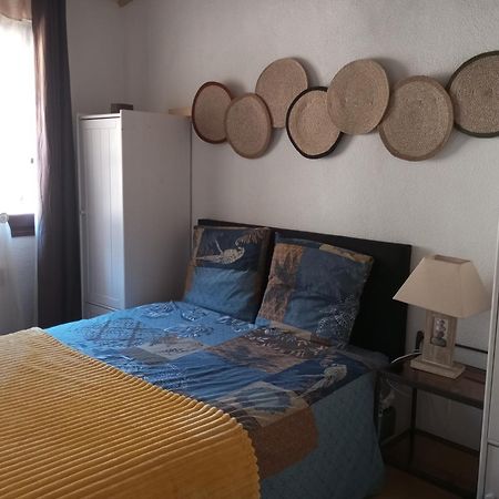 Au Pied Des Remparts 10 Rue Saint Jean Apartment Villefranche-de-Conflent Bagian luar foto